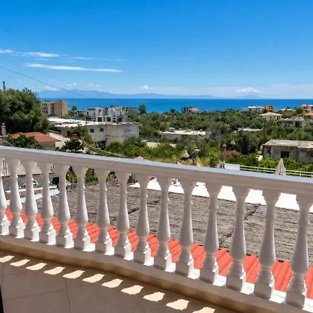 Sienna Mare Hotel Qeparo